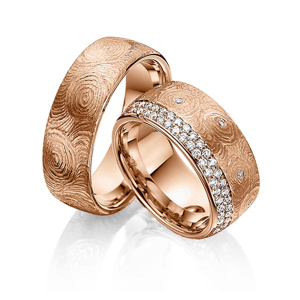 Paar klassische Memoire-Trauringe/Eheringe in Rotgold 750 vollausgefasst mit zus. 0,97 ct. Brillant tw, si von Steinberg - T-1114-1 Paar klassische Memoire-Trauringe/Eheringe in Rotgold 750 vollausgefasst mit zus. 0,97 ct. Brillant tw, si von Steinberg - T-1114-1