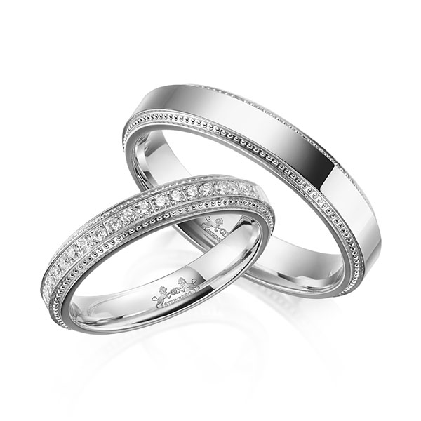 Paar klassische Memoire-Trauringe/Eheringe in Weißgold 333 halbausgefasst mit zus. 0,22 ct. Brillant tw, si von Steinberg - Q-1640-1 Paar klassische Memoire-Trauringe/Eheringe in Weißgold 333 halbausgefasst mit zus. 0,22 ct. Brillant tw, si von Steinberg - Q-1640-1