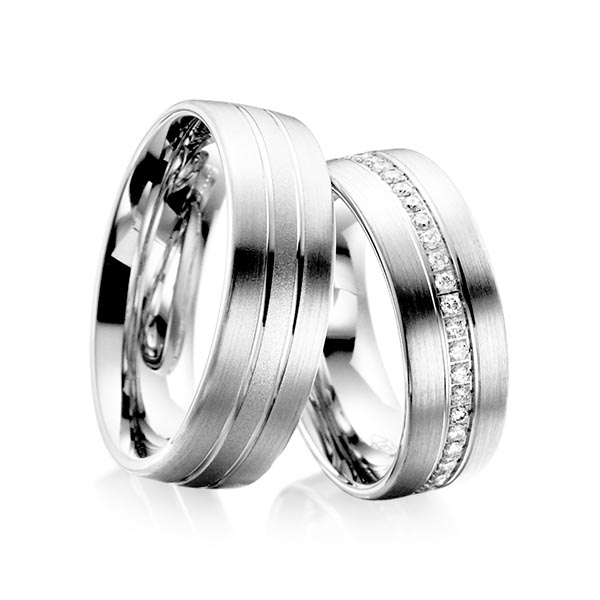 Paar klassische Memoire-Trauringe/Eheringe in Weissgold 585 vollausgefasst mit zus. 0,43 ct. Brillant tw, si von Steinberg
