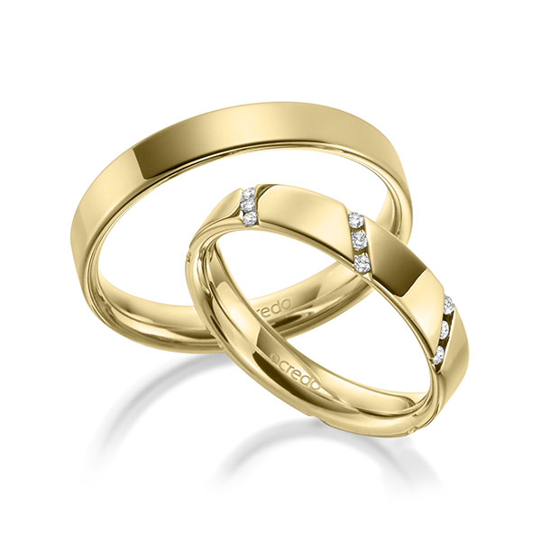 Paar klassische Trauringe/Eheringe in außen Gelbgold 585 , innen Gelbgold 585 mit zus. 0,21 ct. Brillant tw, si von acredo - A-1977-5 Paar klassische Trauringe/Eheringe in außen Gelbgold 585 , innen Gelbgold 585 mit zus. 0,21 ct. Brillant tw, si von acredo - A-1977-5