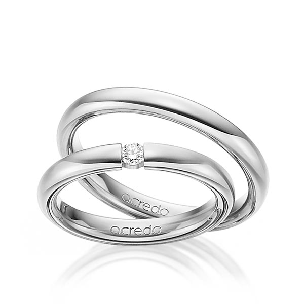 Paar klassische Trauringe/Eheringe in außen Platin 950 , innen Platin 950 mit zus. 0,08 ct. Brillant tw, si von acredo