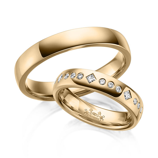 Paar klassische Trauringe/Eheringe in aussen Roségold 585 , innen Roségold 585 mit zus. 0,42 ct. Prinzess-Diamant & Brillant tw, si von Steinberg - Q-1628-7 Paar klassische Trauringe/Eheringe in aussen Roségold 585 , innen Roségold 585 mit zus. 0,42 ct. Prinzess-Diamant & Brillant tw, si von Steinberg - Q-1628-7