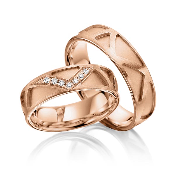 Paar klassische Trauringe/Eheringe in außen Rotgold 585 , innen Rotgold 585 mit zus. 0,07 ct. Brillant tw, si von Steinberg - T-1141-4 Paar klassische Trauringe/Eheringe in außen Rotgold 585 , innen Rotgold 585 mit zus. 0,07 ct. Brillant tw, si von Steinberg - T-1141-4
