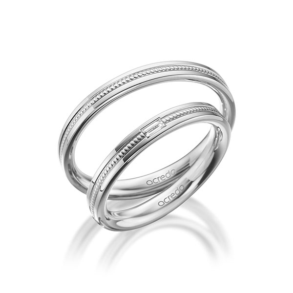 Paar klassische Trauringe/Eheringe in außen Weißgold 585 , innen Weißgold 585 mit zus. 0,05 ct. Baguette-Diamant tw, vs von acredo - A-1751-4 Paar klassische Trauringe/Eheringe in außen Weißgold 585 , innen Weißgold 585 mit zus. 0,05 ct. Baguette-Diamant tw, vs von acredo - A-1751-4