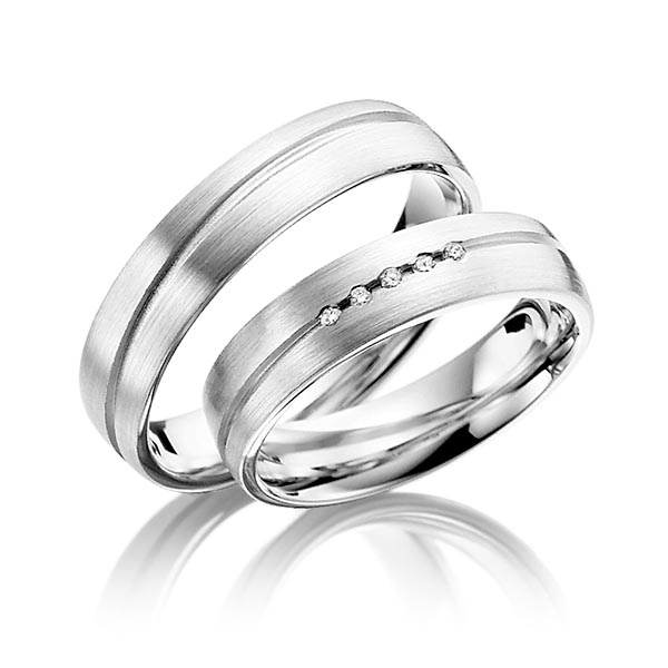 Paar klassische Trauringe/Eheringe in außen Weißgold 585 , innen Weißgold 585 mit zus. 0,05 ct. Brillant tw, si von Steinberg - T-1071-5 Paar klassische Trauringe/Eheringe in außen Weißgold 585 , innen Weißgold 585 mit zus. 0,05 ct. Brillant tw, si von Steinberg - T-1071-5