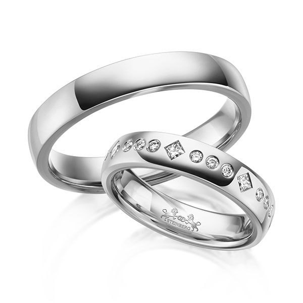 Paar klassische Trauringe/Eheringe in aussen Weissgold 585 , innen Weissgold 585 mit zus. 0,42 ct. Prinzess-Diamant & Brillant tw, si von Steinberg - Q-1628-4 Paar klassische Trauringe/Eheringe in aussen Weissgold 585 , innen Weissgold 585 mit zus. 0,42 ct. Prinzess-Diamant & Brillant tw, si von Steinberg - Q-1628-4