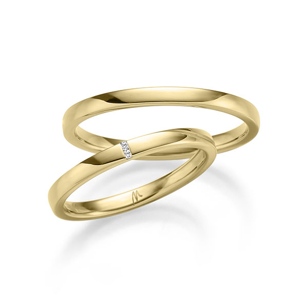 Paar klassische Trauringe/Eheringe in Gelbgold 375 mit zus. 0,01 ct. Brillant tw, vs von Merii