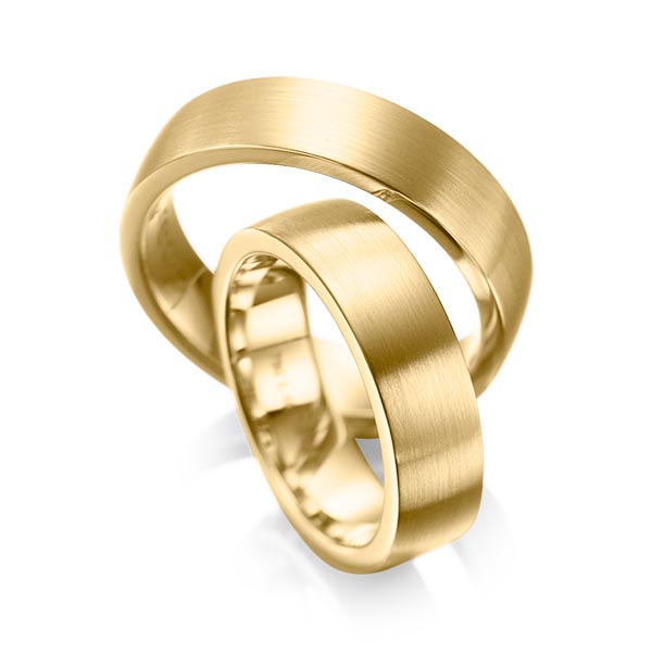 Paar klassische Trauringe/Eheringe in Gelbgold 375 von acredo - A-1080-1