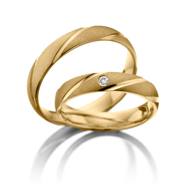 Paar klassische Trauringe/Eheringe in Gelbgold 585 mit zus. 0,01 ct. Brillant tw, si - NP-1060-2 Paar klassische Trauringe/Eheringe in Gelbgold 585 mit zus. 0,01 ct. Brillant tw, si - NP-1060-2