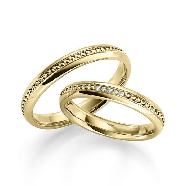 Paar klassische Trauringe/Eheringe in Gelbgold 585 mit zus. 0,025 ct. Brillant tw, si von 123GOLD