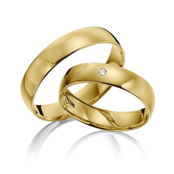 Paar klassische Trauringe/Eheringe in Gelbgold 585 mit zus. 0,02 ct. Brillant tw, si 