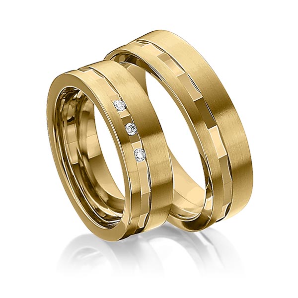 Paar klassische Trauringe/Eheringe in Gelbgold 585 mit zus. 0,045 ct. Brillant tw, si von 123GOLD - Y-1295-13