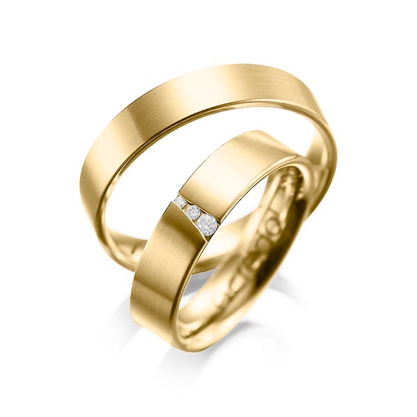 Paar klassische Trauringe/Eheringe in Gelbgold 585 mit zus. 0,04 ct. Brillant tw, si von acredo - A-1046-1 Paar klassische Trauringe/Eheringe in Gelbgold 585 mit zus. 0,04 ct. Brillant tw, si von acredo - A-1046-1
