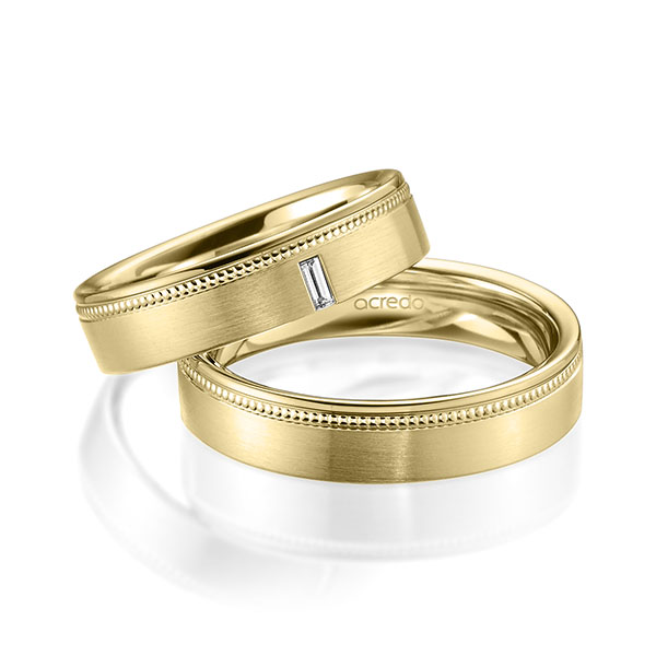 Paar klassische Trauringe/Eheringe in Gelbgold 585 mit zus. 0,05 ct. Baguette-Diamant tw, vs von acredo - A-1753-6 Paar klassische Trauringe/Eheringe in Gelbgold 585 mit zus. 0,05 ct. Baguette-Diamant tw, vs von acredo - A-1753-6
