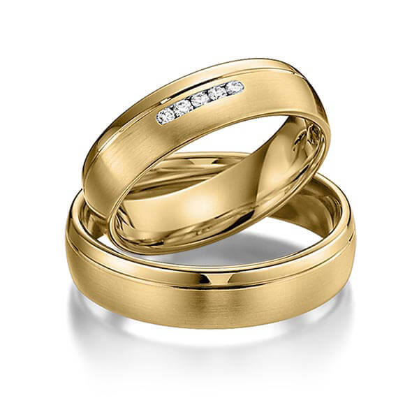 Paar klassische Trauringe/Eheringe in Gelbgold 585 mit zus. 0,05 ct. Brillant tw, si von acredo