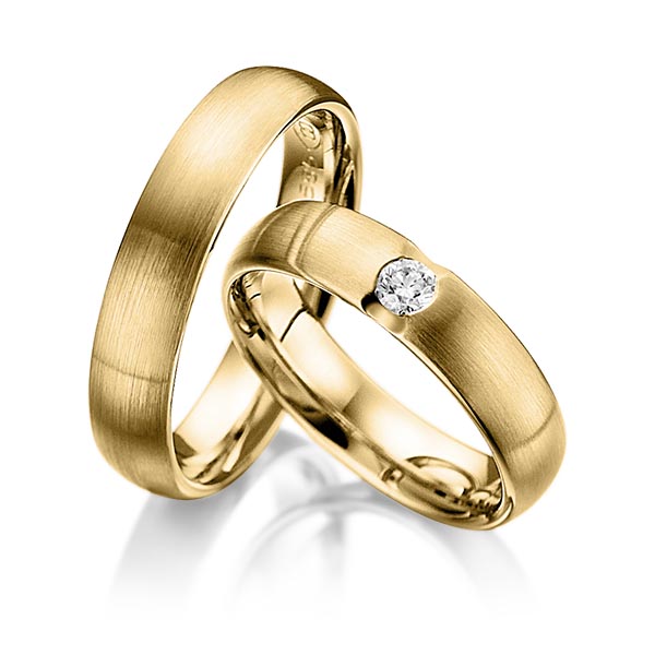 Paar klassische Trauringe/Eheringe in Gelbgold 585 mit zus. 0,05 ct. Brillant tw, si von Merii - M-1145-2 Paar klassische Trauringe/Eheringe in Gelbgold 585 mit zus. 0,05 ct. Brillant tw, si von Merii - M-1145-2