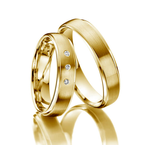 Paar klassische Trauringe/Eheringe in Gelbgold 585 mit zus. 0,06 ct. Brillant tw, si - NP-1063-5 Paar klassische Trauringe/Eheringe in Gelbgold 585 mit zus. 0,06 ct. Brillant tw, si - NP-1063-5