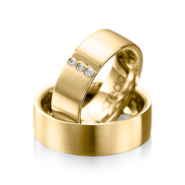 Paar klassische Trauringe/Eheringe in Gelbgold 585 mit zus. 0,06 ct. Brillant tw, si von acredo - A-1068-3 Paar klassische Trauringe/Eheringe in Gelbgold 585 mit zus. 0,06 ct. Brillant tw, si von acredo - A-1068-3