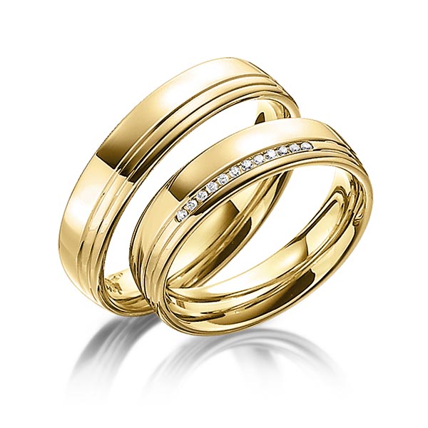 Paar klassische Trauringe/Eheringe in Gelbgold 585 mit zus. 0,06 ct. Brillant tw, si von Steinberg