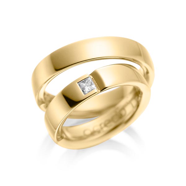 Paar klassische Trauringe/Eheringe in Gelbgold 585 mit zus. 0,15 ct. Prinzess-Diamant tw, si von acredo - A-1029-3 Paar klassische Trauringe/Eheringe in Gelbgold 585 mit zus. 0,15 ct. Prinzess-Diamant tw, si von acredo - A-1029-3