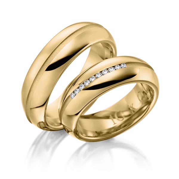 Paar klassische Trauringe/Eheringe in Gelbgold 585 mit zus. 0,1 ct. Brillant tw, si von 123GOLD