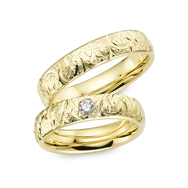 Paar klassische Trauringe/Eheringe in Gelbgold 585 mit zus. 0,1 ct. Brillant tw, si von Merii