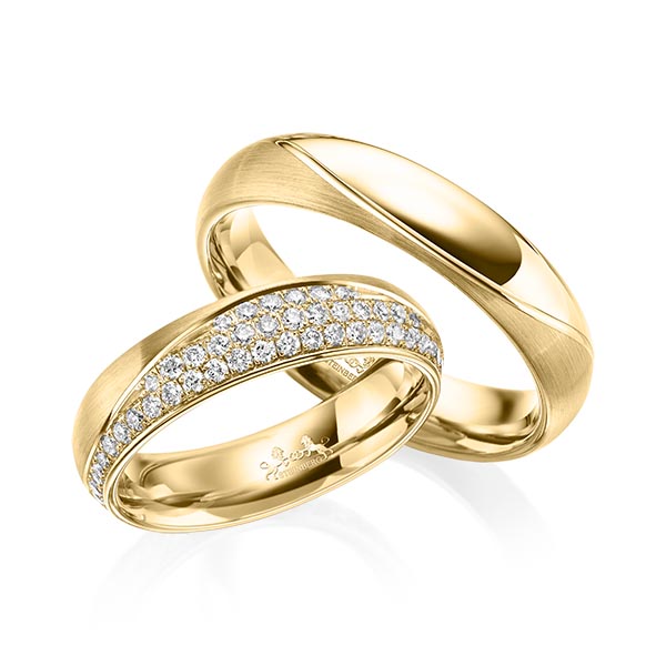 Paar klassische Trauringe/Eheringe in Gelbgold 585 mit zus. 0,77 ct. Brillant tw, si von Steinberg