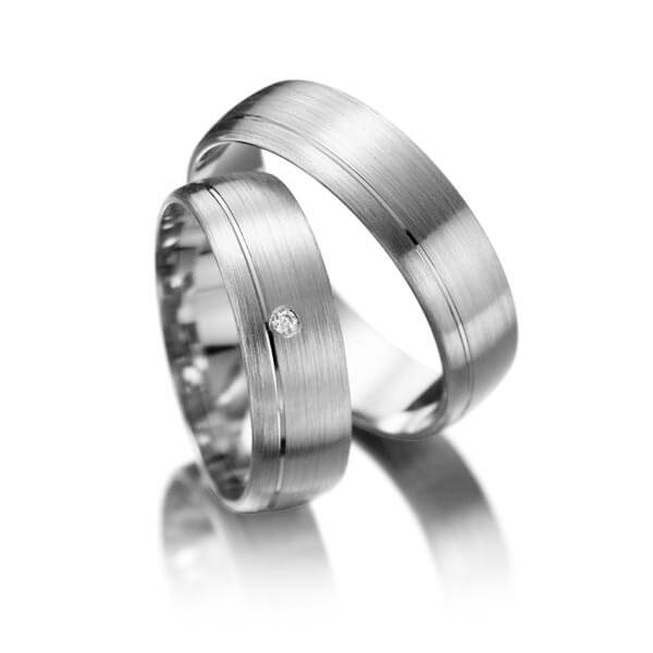 Paar klassische Trauringe/Eheringe in Graugold 585 mit zus. 0,015 ct. Brillant tw, si von Merii - M-1170-4 Paar klassische Trauringe/Eheringe in Graugold 585 mit zus. 0,015 ct. Brillant tw, si von Merii - M-1170-4