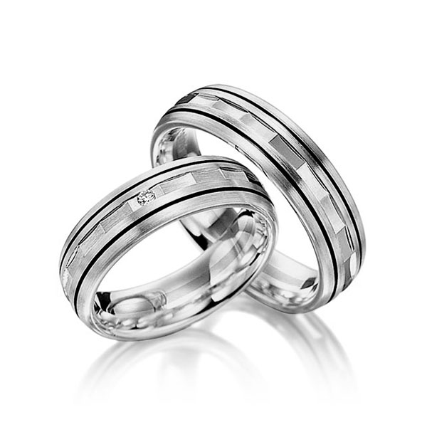 Paar klassische Trauringe/Eheringe in Graugold 585 mit zus. 0,02 ct. Brillant tw, si von Merii
