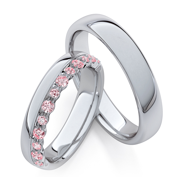 Paar klassische Trauringe/Eheringe in Graugold 585 mit zus. 0,38 ct. Pink von Steinberg