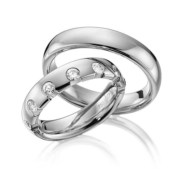 Paar klassische Trauringe/Eheringe in Graugold 585 mit zus. 0,49 ct. Brillant tw, si von 123GOLD