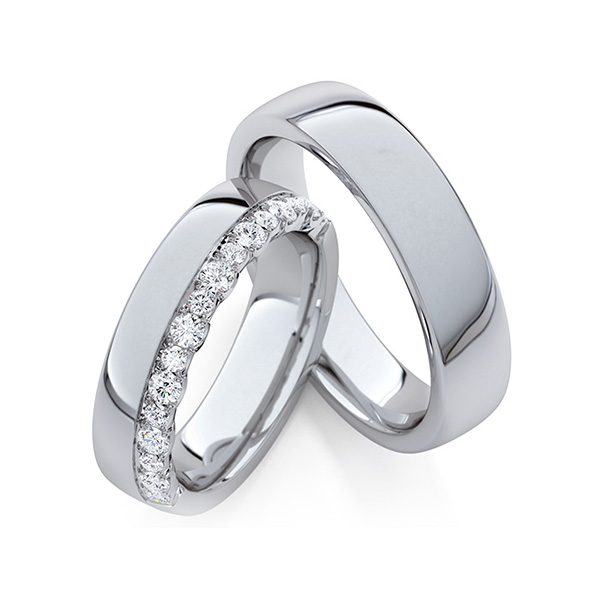 Paar klassische Trauringe/Eheringe in Graugold 585 mit zus. 0,76 ct. tw, si von Steinberg