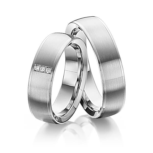 Paar klassische Trauringe/Eheringe in Graugold dunkel 585 mit zus. 0,03 ct. Brillant tw, si von 123GOLD - Y-1302-15 Paar klassische Trauringe/Eheringe in Graugold dunkel 585 mit zus. 0,03 ct. Brillant tw, si von 123GOLD - Y-1302-15