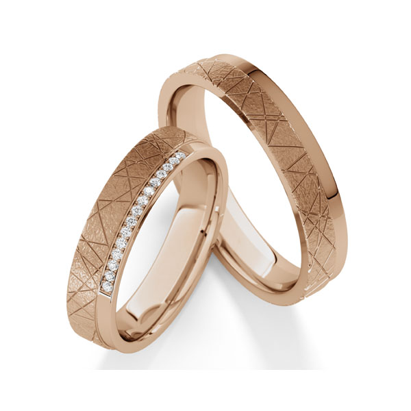 Paar klassische Trauringe/Eheringe in Peach-Gold 585 mit zus. 0,075 ct. Brillant tw, vs von Steinberg