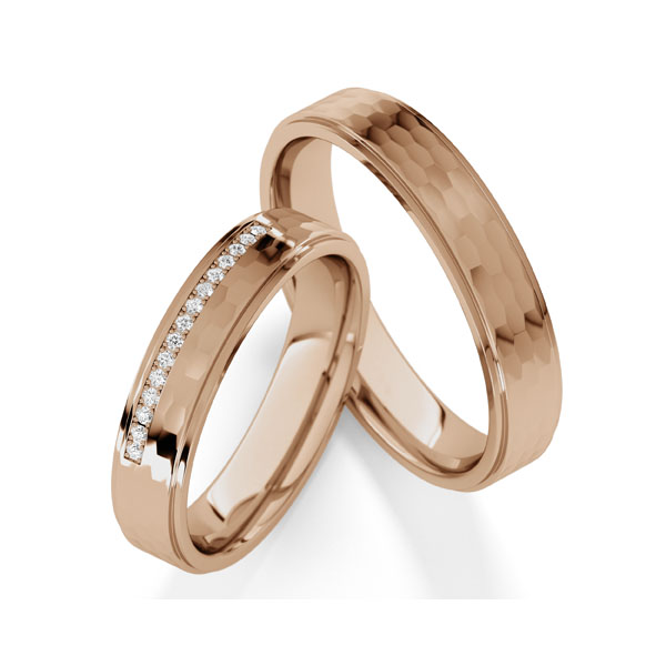 Paar klassische Trauringe/Eheringe in Peach-Gold 585 mit zus. 0,09 ct. Brillant tw, si von Steinberg - Q-1808-6 Paar klassische Trauringe/Eheringe in Peach-Gold 585 mit zus. 0,09 ct. Brillant tw, si von Steinberg - Q-1808-6