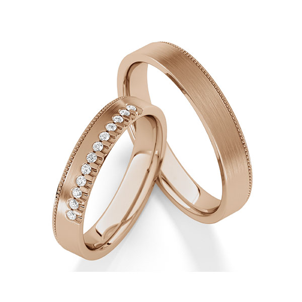 Paar klassische Trauringe/Eheringe in Peach-Gold 585 mit zus. 0,12 ct. Brillant tw, si von Steinberg