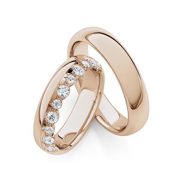 Paar klassische Trauringe/Eheringe in Peach-Gold 585 mit zus. 0,475 ct. tw, si von Steinberg