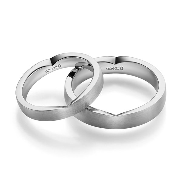 Paar klassische Trauringe/Eheringe in Platin 600 von acredo