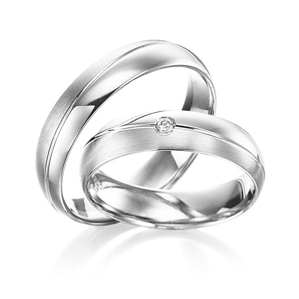 Paar klassische Trauringe/Eheringe in Platin 950 mit zus. 0,02 ct. Brillant tw, si von Steinberg - Q-1388-7
