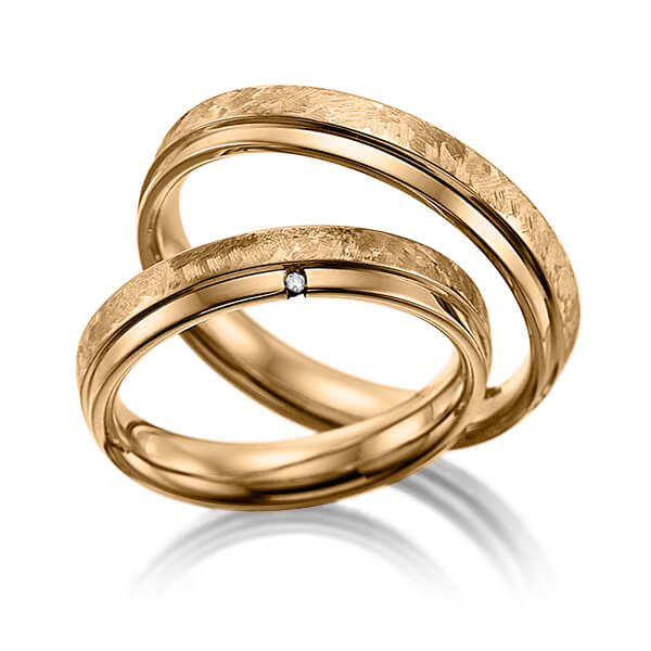 Paar klassische Trauringe/Eheringe in Roségold 585 mit zus. 0,005 ct. Brillant tw, si von Merii