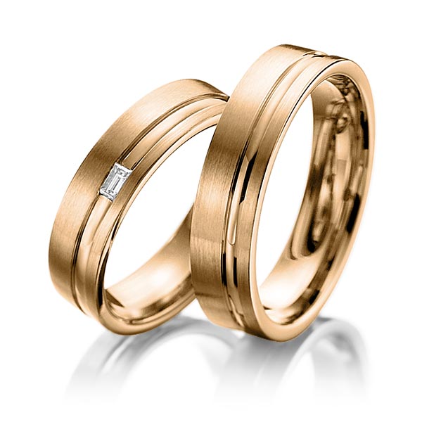 Paar klassische Trauringe/Eheringe in Roségold 585 mit zus. 0,05 ct. Baguette-Diamant tw, vs von Merii - M-1156-4 Paar klassische Trauringe/Eheringe in Roségold 585 mit zus. 0,05 ct. Baguette-Diamant tw, vs von Merii - M-1156-4