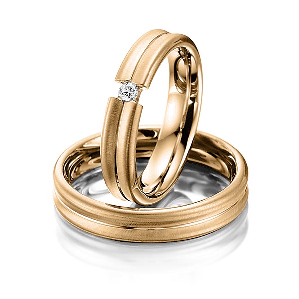 Paar klassische Trauringe/Eheringe in Roségold 585 mit zus. 0,05 ct. Brillant tw, si von Merii