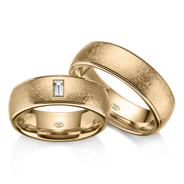 Paar klassische Trauringe/Eheringe in Roségold 585 mit zus. 0,12 ct. Baguette-Diamant tw, vs von 123GOLD