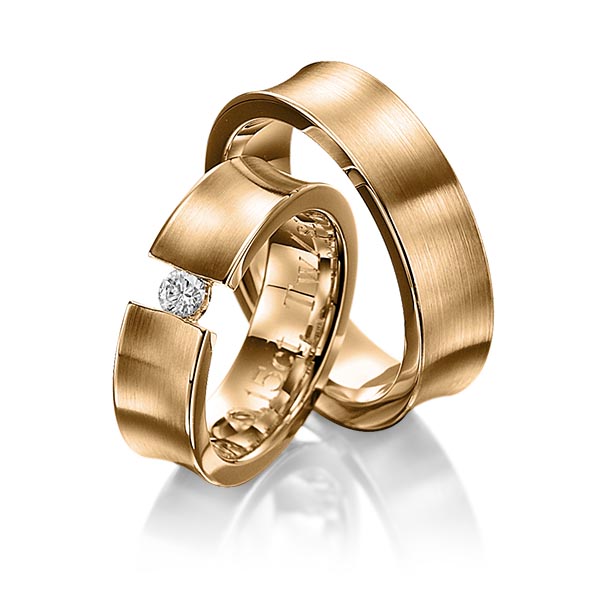 Paar klassische Trauringe/Eheringe in Roségold 585 mit zus. 0,15 ct. Brillant tw, si von 123GOLD