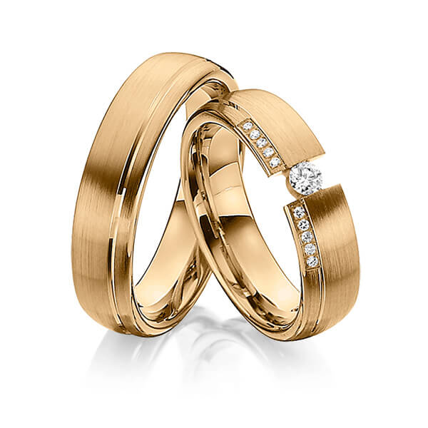 Paar klassische Trauringe/Eheringe in Roségold 585 mit zus. 0,15 ct. Brillant tw, si von Steinberg