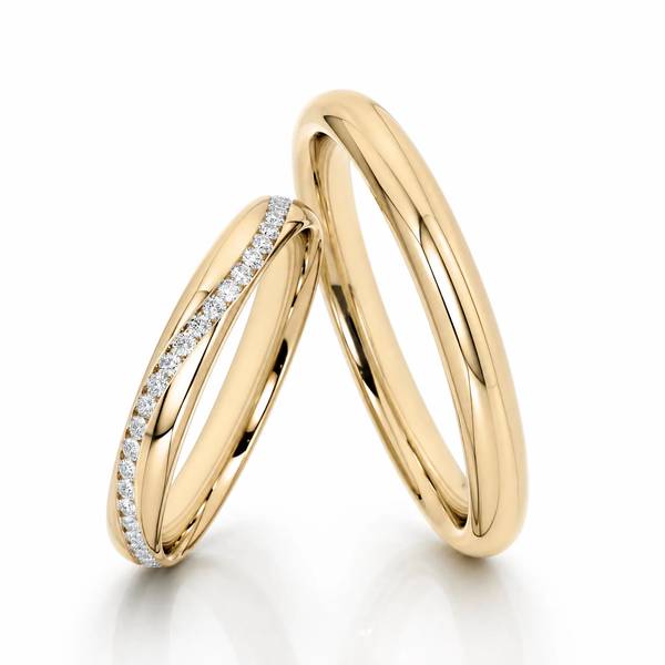 Paar klassische Trauringe/Eheringe in Roségold 585 mit zus. 0,2 ct. Brillant von Steinberg
