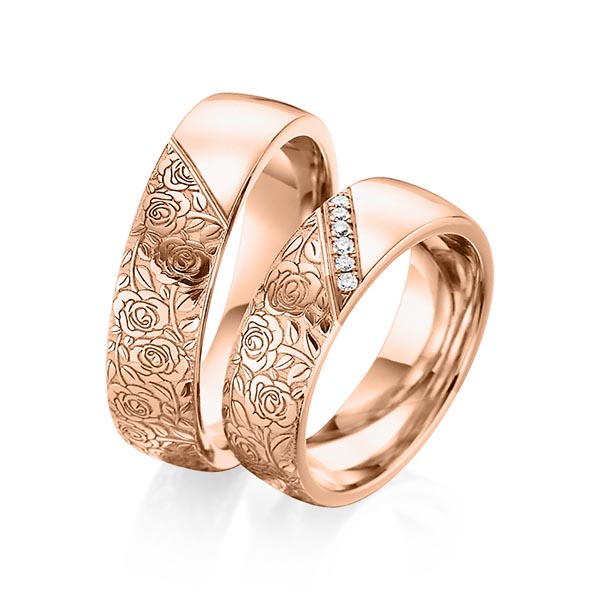 Paar klassische Trauringe/Eheringe in Rotgold 585 Laser Struktur mit zus. 0,06 ct. Brillant tw, si von 123GOLD