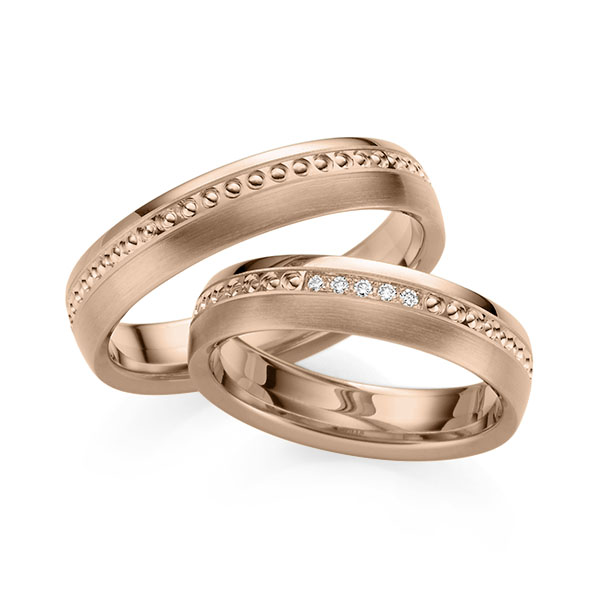 Paar klassische Trauringe/Eheringe in Rotgold 585 mit zus. 0,025 ct. Brillant tw, si von 123GOLD