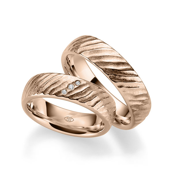 Paar klassische Trauringe/Eheringe in Rotgold 585 mit zus. 0,02 ct. Brillant tw, si von 123GOLD