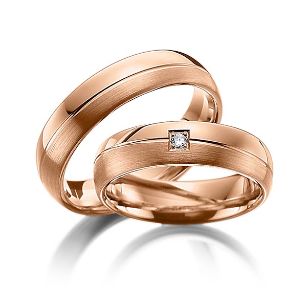 Paar klassische Trauringe/Eheringe in Rotgold 585 mit zus. 0,03 ct. Brillant tw, si von Steinberg